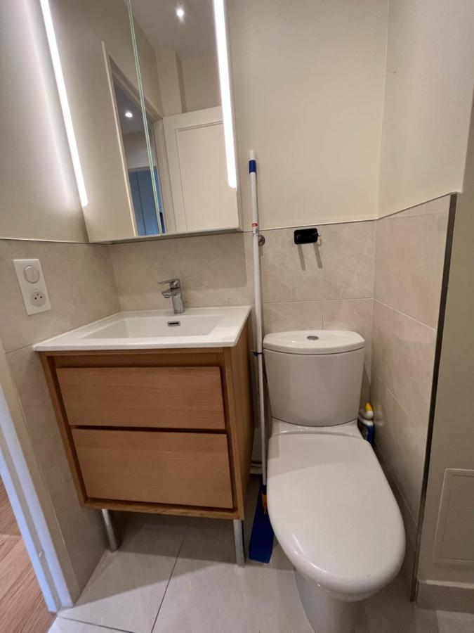 Dream Dwell Paris -Studio With Balcony 800M To Trocadero And Tour Eiffel Exterior photo