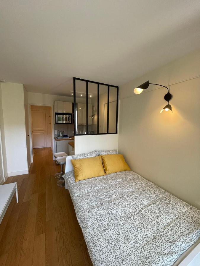 Dream Dwell Paris -Studio With Balcony 800M To Trocadero And Tour Eiffel Exterior photo